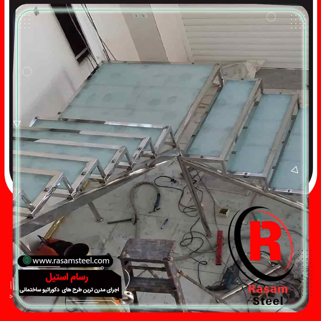 پروژه ساخت راه پله استیل شیشه ای