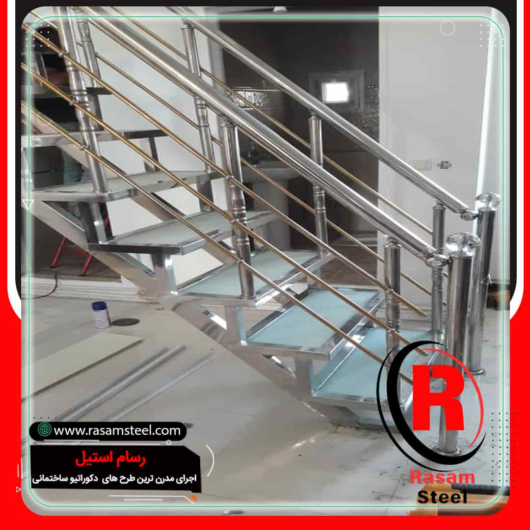 قیمت اجرای راه پله استیل کف شیشه ای