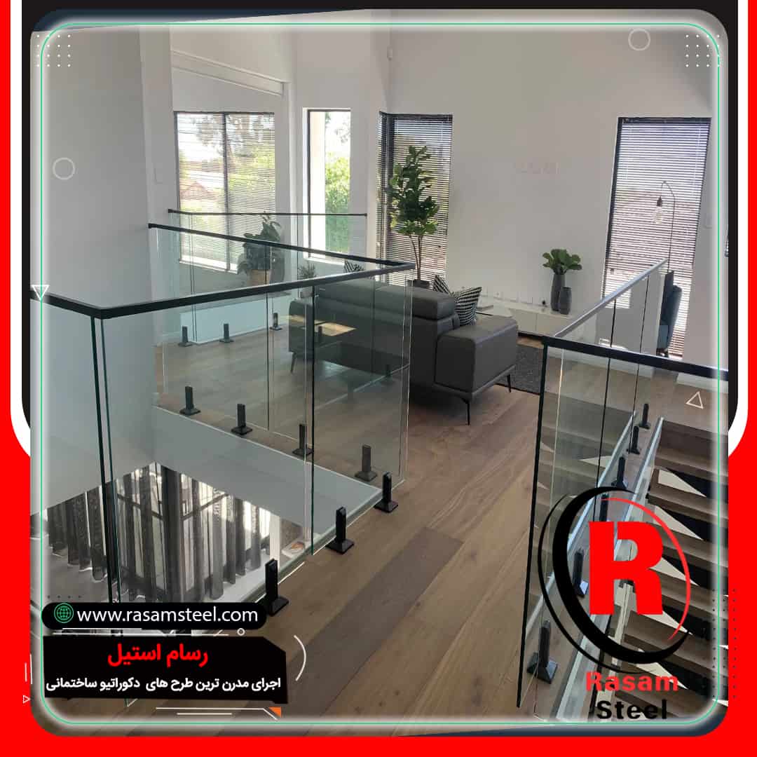 اجرای نرده شیشه ای اسپیگات پله