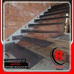 اجرای شاسی کنار دیوار پله معلق