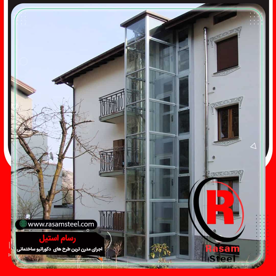 آسانسور شیشه ای بیرون ساختمان